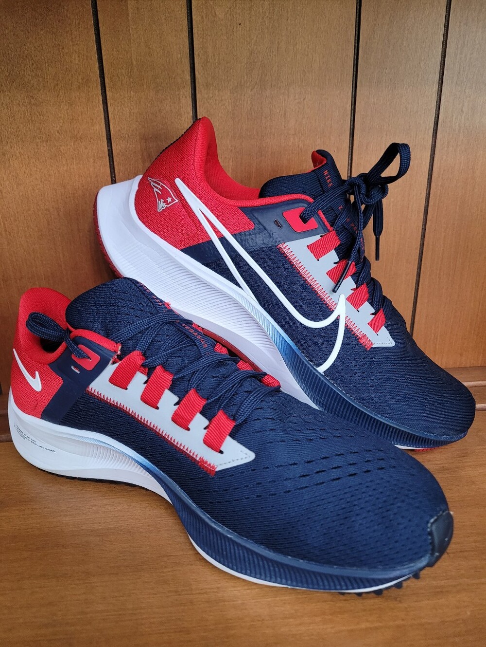 Nike Air Zoom Pegasus NFL New England Patriot Mens Size  7.5 Running Shoes Blue